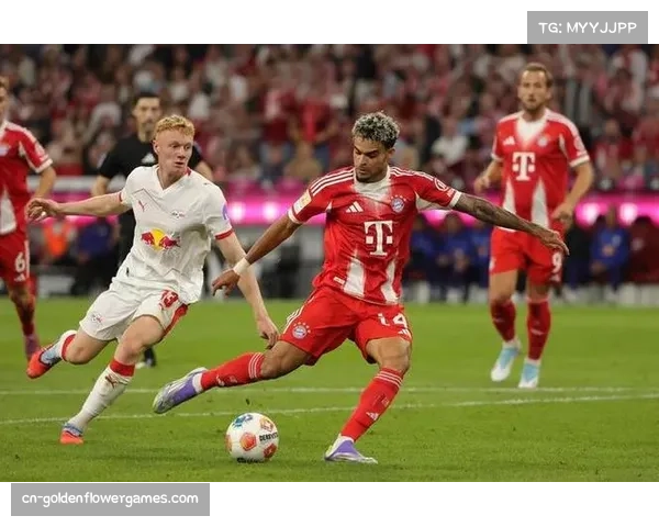 凯恩替补低射破门瞬间，拜仁球迷高呼“射手王”响彻客场看台